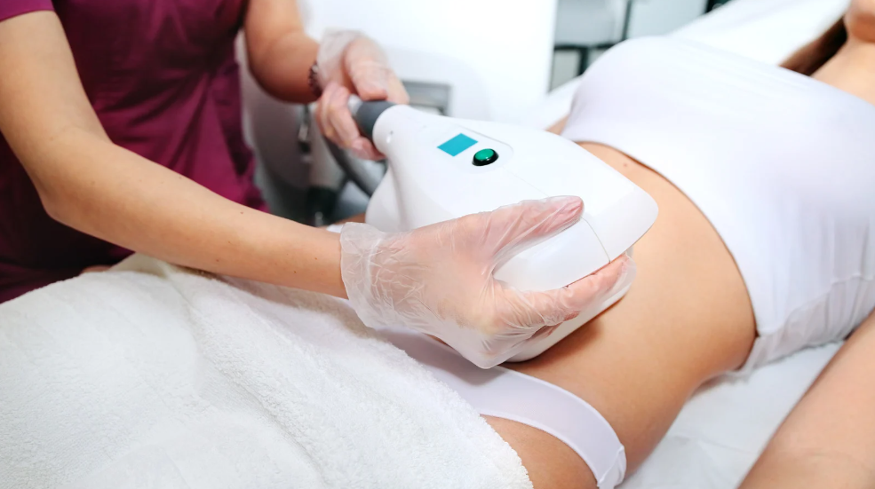 CoolSculpting Treatment at 4EvaGlow